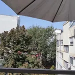 Warm, Cozy & Comfortable Apartment