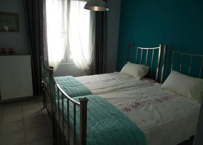 Warm, Cozy & Comfortable Apartment